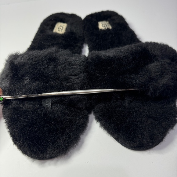 UGG Fluff Slide II Black Fur Lamb Slippers  (Women) US 12/UK10 - Picture 9 of 10